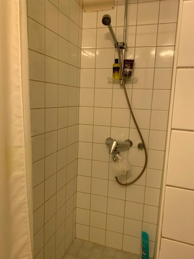 Big Studio Close To Center With Wifi Helsinki Bagian luar foto